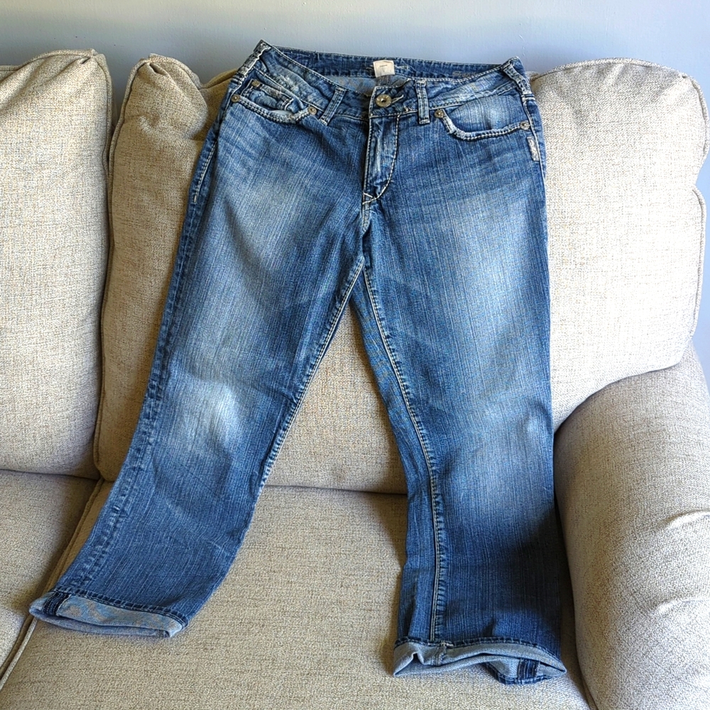 Women's Silver Suki Capri. Size 28.